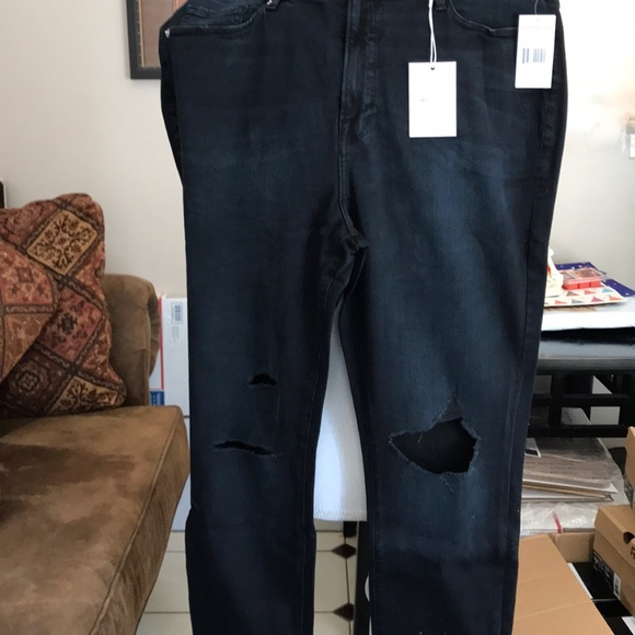 Good American Plus Size Distressed Jeans NWT - Picture 4 of 7